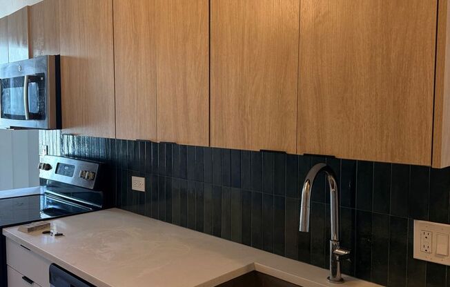 1 bed, 1 bath, 714 sqft, $2,854, Unit 0701