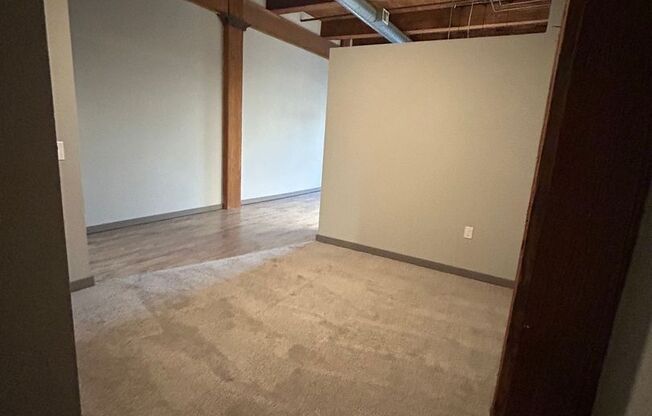 1 bed, 1 bath, 780 sqft, $1,295, Unit 209