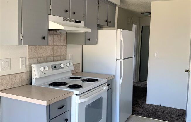 1 bed, 1 bath, 800 sqft, $1,525, Unit 3332-B