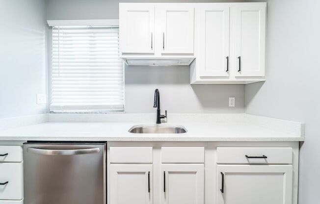 1 bed, 1 bath, 678 sqft, $1,395, Unit 103