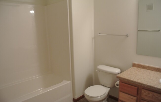 Studio, 1 bath, 428 sqft, $695, Unit 126