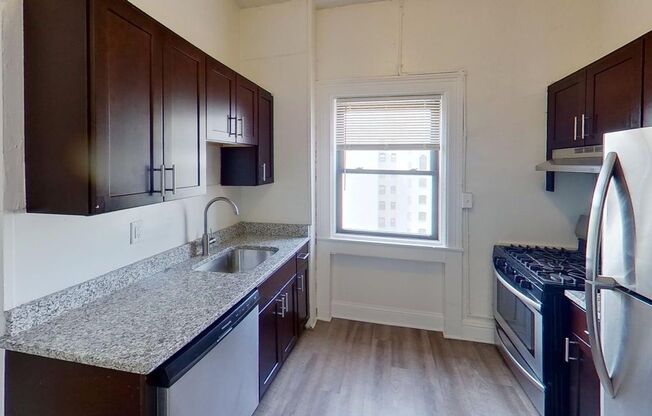 2 beds, 1 bath, 764 sqft, $1,549, Unit 1301-61