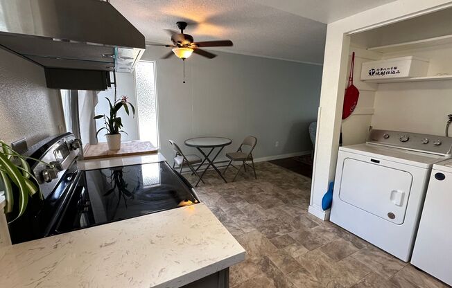 2 beds, 1 bath, 800 sqft, $1,995, Unit 7449*K118