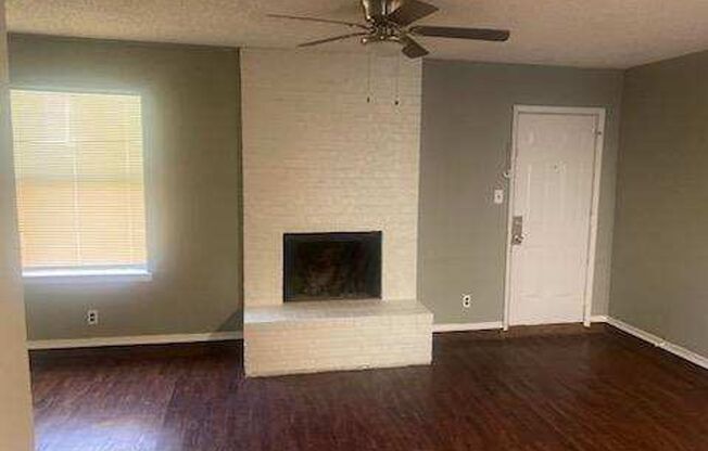 2 beds, 1.5 baths, 1,160 sqft, $1,350