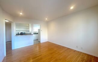 1 bed, 1 bath, $2,995, Unit 376 San Jose Ave.