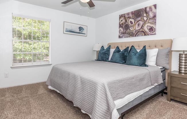 1 bed, 1 bath, 762 sqft, $1,199