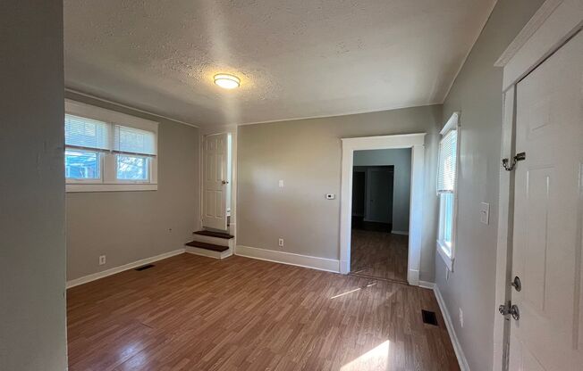 3 beds, 1 bath, $1,150