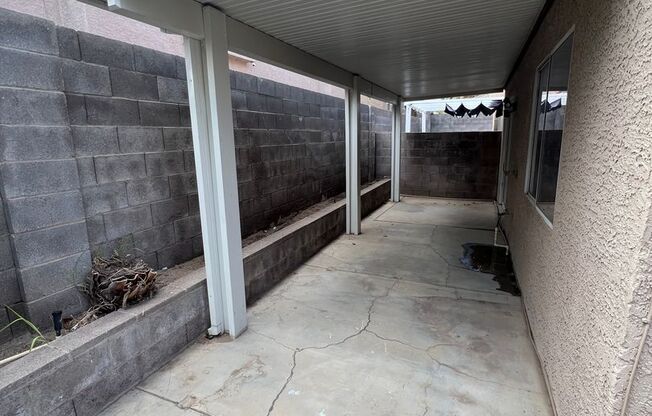 Henderson Townhome with new carpet freshly painted.