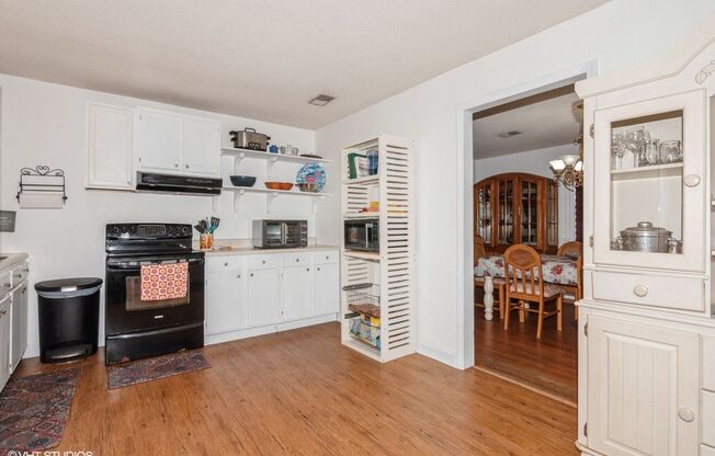 Long or Short term , NO HOA, fully furnished rental in SC!