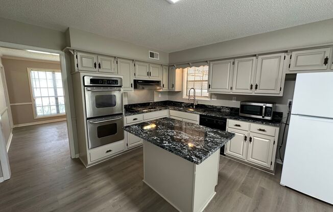 Newly Renovated 4 BR/2.5 BA  in the Heart of Germantown
