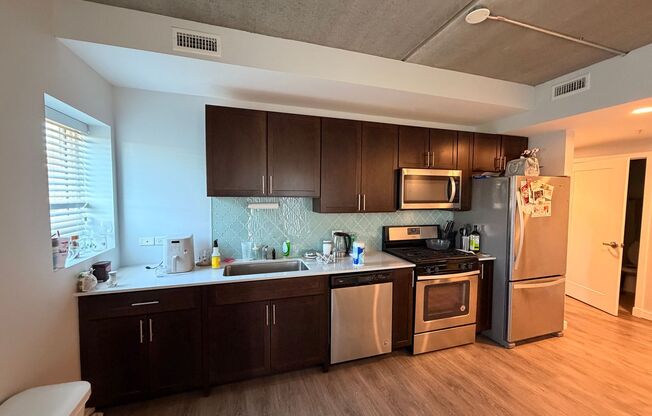 1 bed, 1 bath, 651 sqft, $1,850, Unit 502