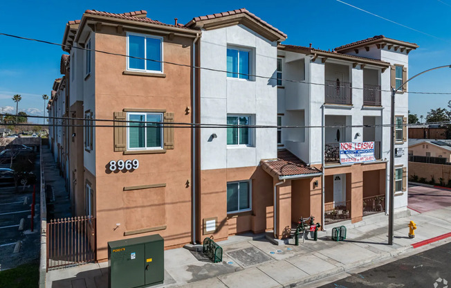 Newport Fontana