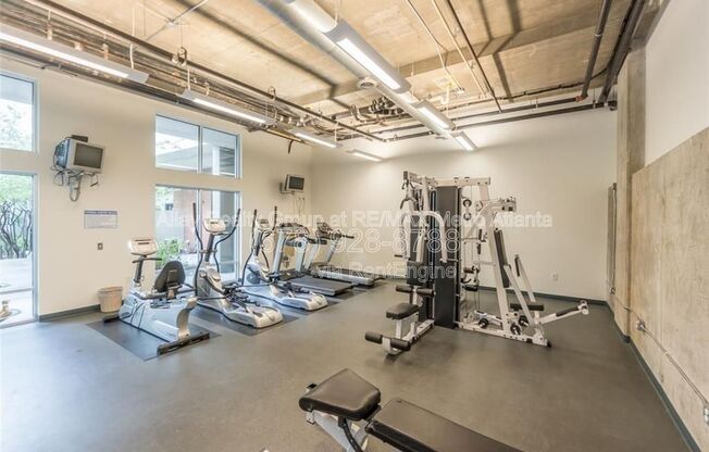 2 beds, 2 baths, 1,194 sqft, $2,700, Unit Unit 411