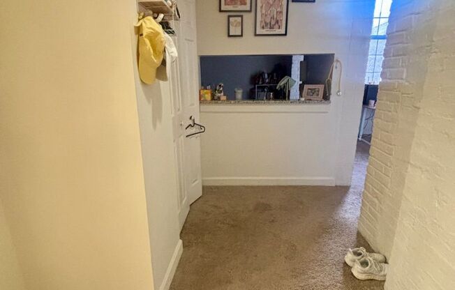 1 bed, 1 bath, 600 sqft, $1,689, Unit 425