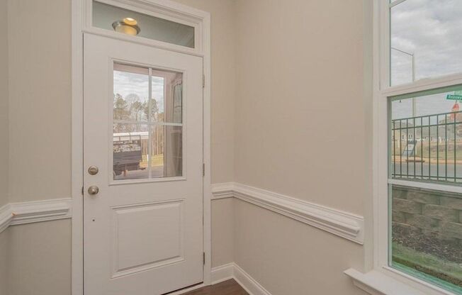 Welcome to this stunning 3-bedroom, 2.5-bathroom end-unit townhouse located in the vibrant city of Raleigh, NC.