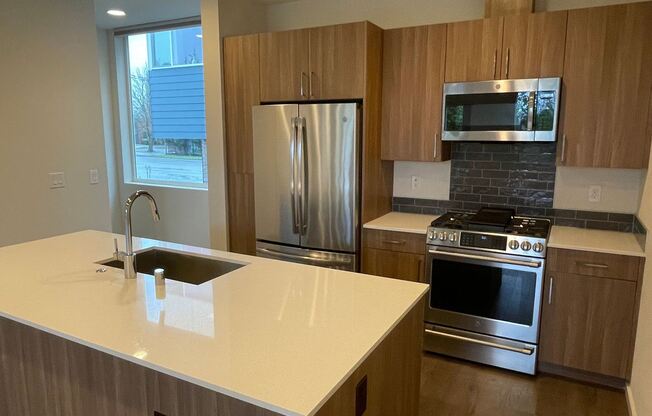 8025 15th Ave NW, Unit D