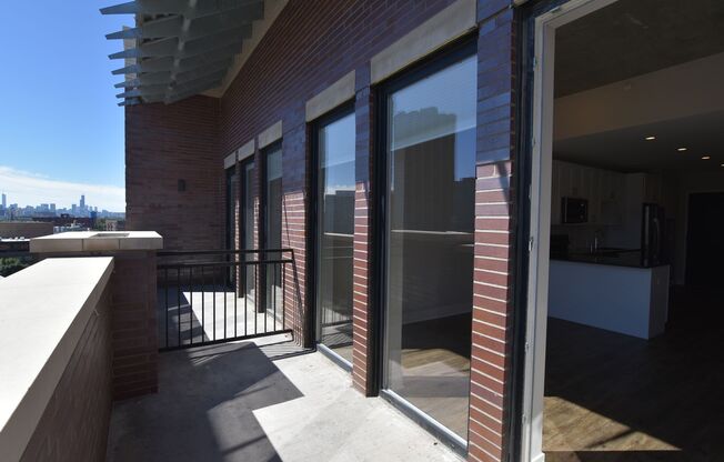 1 bed, 1 bath, 711 sqft, $2,800, Unit 3833-617