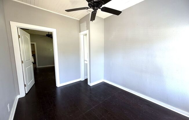 3 BEDROOM NEAR DOWNTOWN...SECTION 8 FRIENDLY