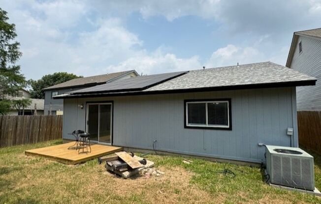 Spacious 4 BR/2 bath single story home w/covered patio!