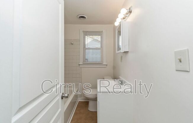 3213 BAPAUME AVE