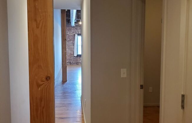 1 bed, 1 bath, 747 sqft, $1,195, Unit 224