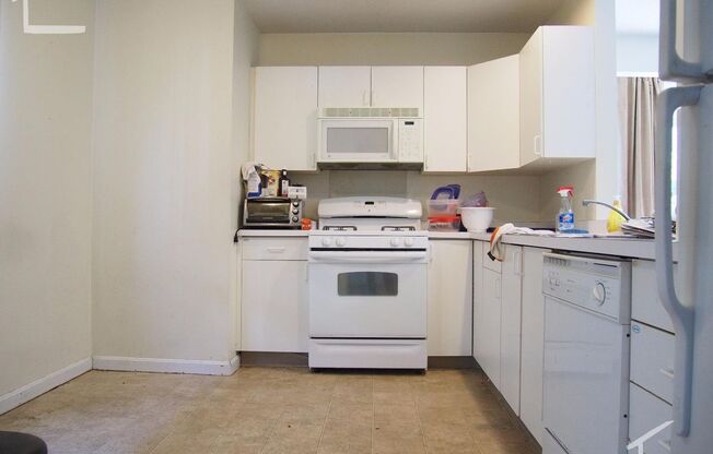 No Fee,  Nearly 3k Sq. ft Pet-Friendly Townhouse near Boston Landing with 2 Parking Spots Included!