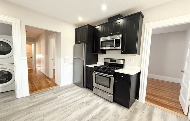 71 SAXTON ST