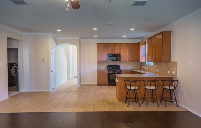 4 bed 2.5 bath in Brookstone Community!!