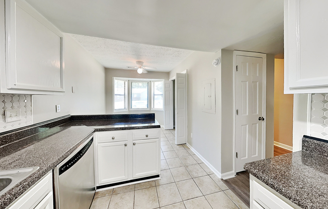 1033 DASSOW CT