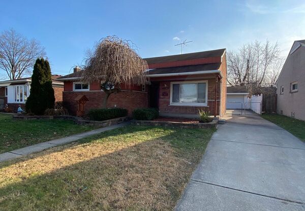 19430 ROCK ST