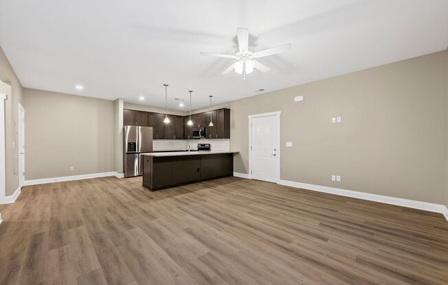 2 beds, 2 baths, 1,052 sqft, $1,065, Unit 123