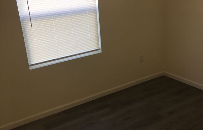 2 beds, 1 bath, 600 sqft, $748, Unit 440 SE Tefft St - Unit 07