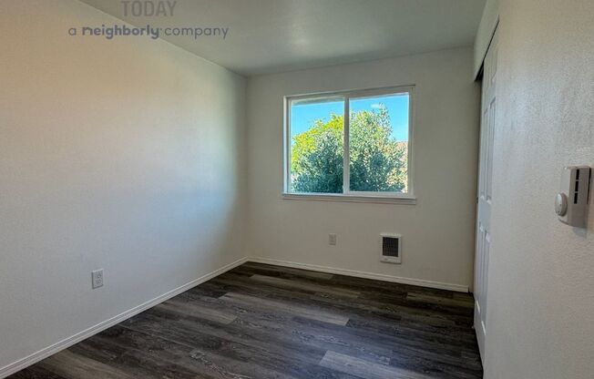 2 beds, 1 bath, 800 sqft, $1,950