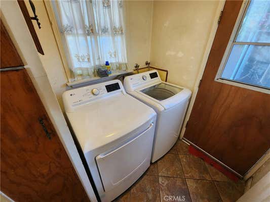 3 beds, 2 baths, 1,152 sqft, $3,500