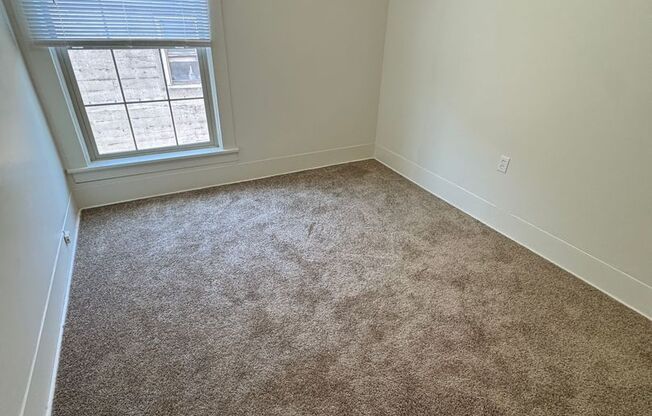 (493) Cascade Apartments - 1 Bedroom / 1 Bathroom