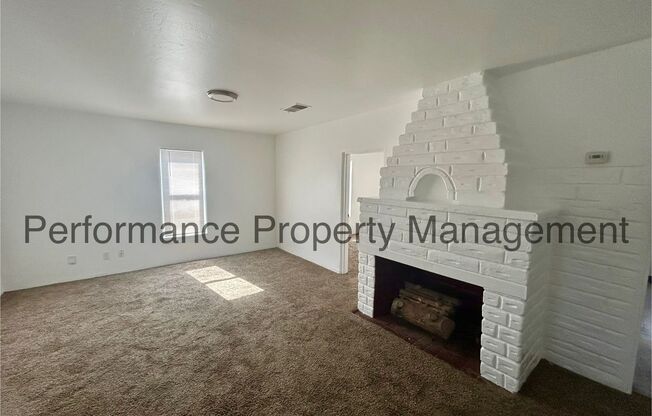 Woodrow Ave 604