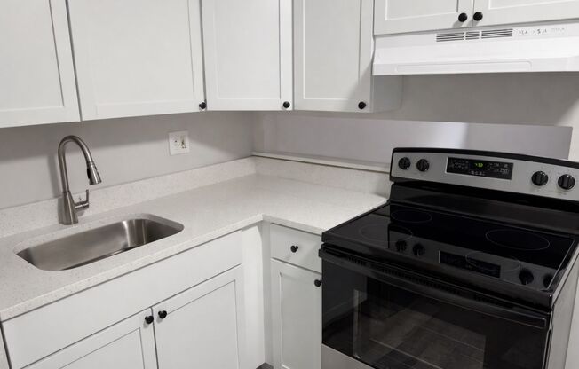 1500-04 North 22nd Avenue