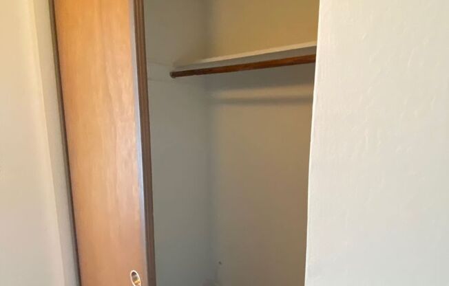 0740O - The Mariposa Apartments