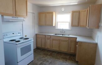 4 beds, 1 bath, $1,895