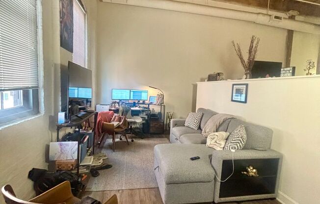 1 bed, 1 bath, 600 sqft, $1,649, Unit 404