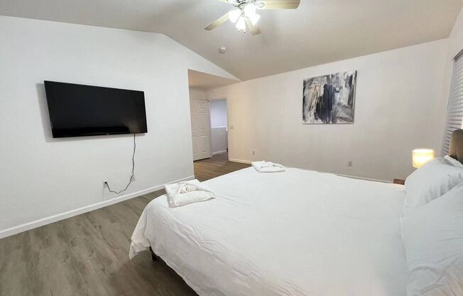 Beautiful 4 Bedroom 2 Bathroom Pool House in South West