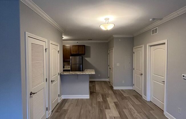 1 bed, 1 bath, 848 sqft, $775, Unit 08