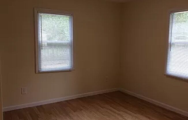 The Cozy Home: 3-Bedroom Rental in Vibrant Apex