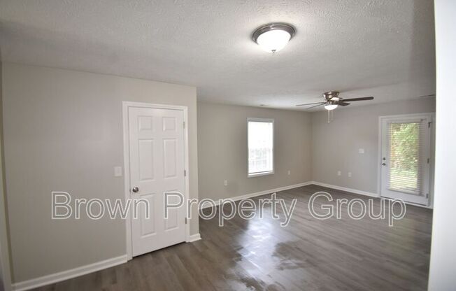 301 100 HINSDALE AVE