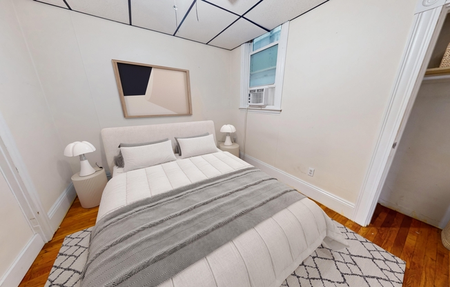 882 Huntington Ave