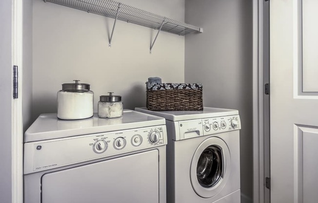 Mclean apartments for rent in VA - The Reserve at Tysons Corner Full-size washer and dryer