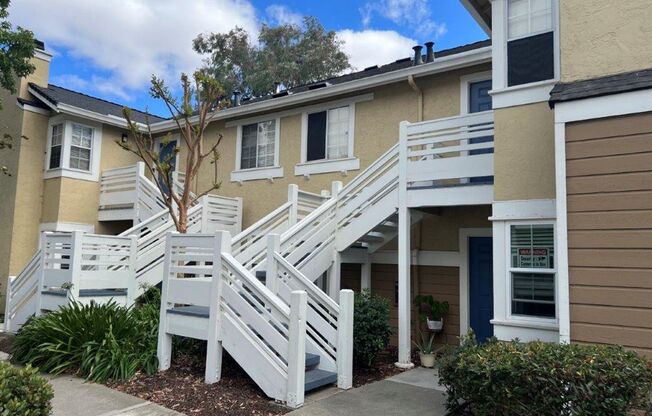 Remodeled 1 Bedroom Condo Fairfield *Star Rentals