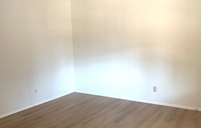 232 NE 3rd #15