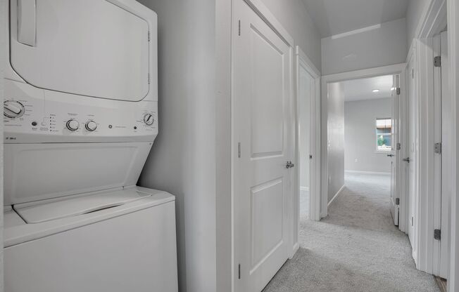 2 beds, 2 baths, 1,055 sqft, $1,315, Unit 211-G337
