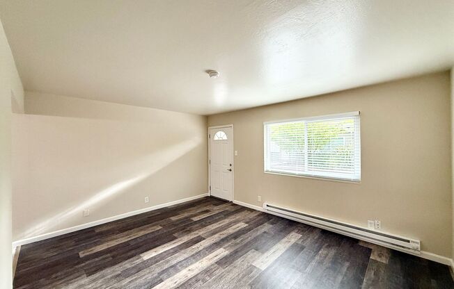 2 beds, 1 bath, 797 sqft, $2,295, Unit 53